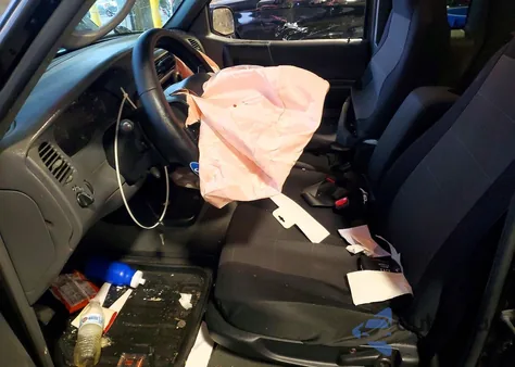 2004 Ford Ranger Super Cab z USA, uszkodzony, nr VIN 1FTYR44U24PA65295